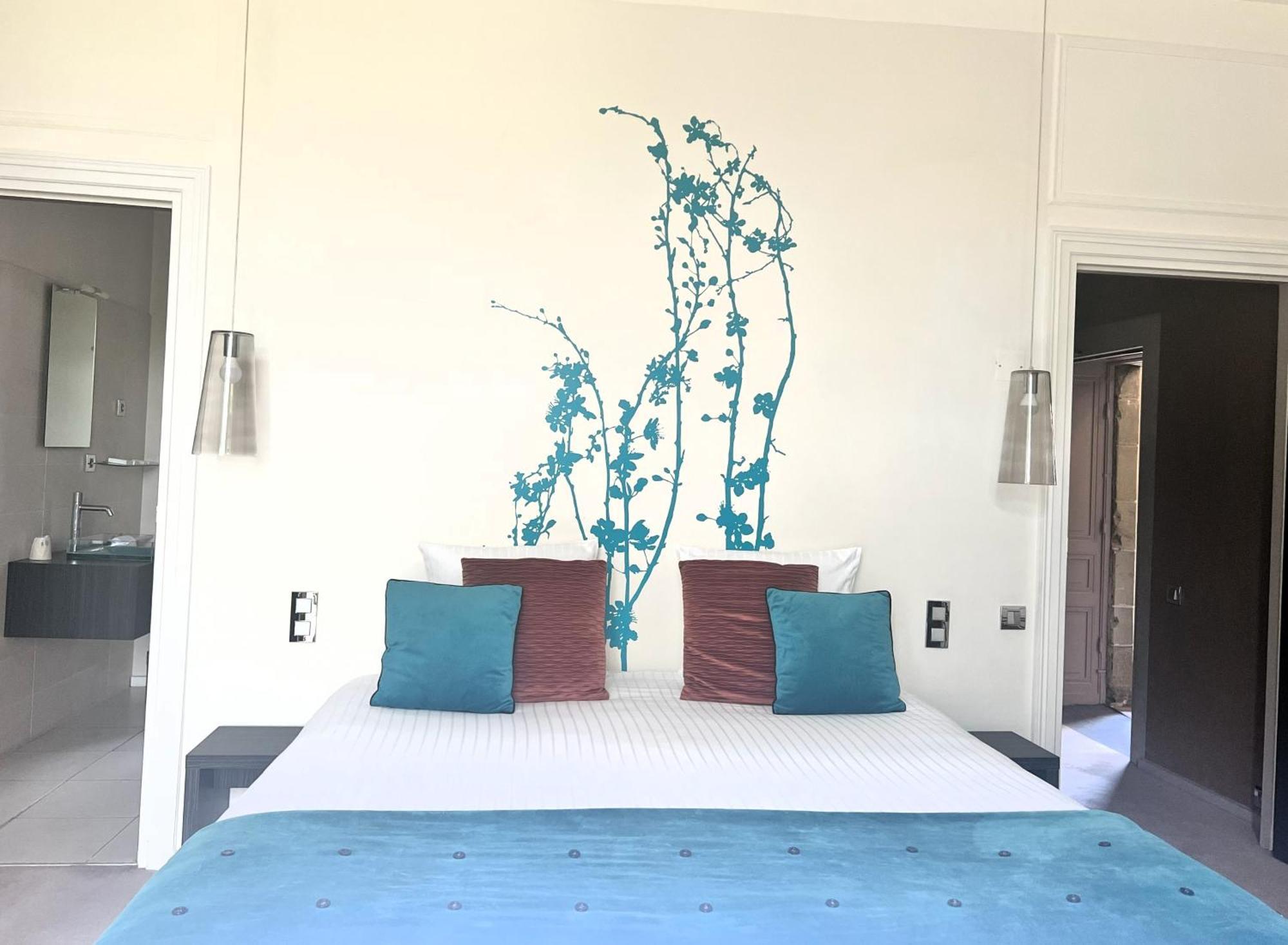 Hotel Chateau De Lacan Бриве-ла-Гаилларде Экстерьер фото